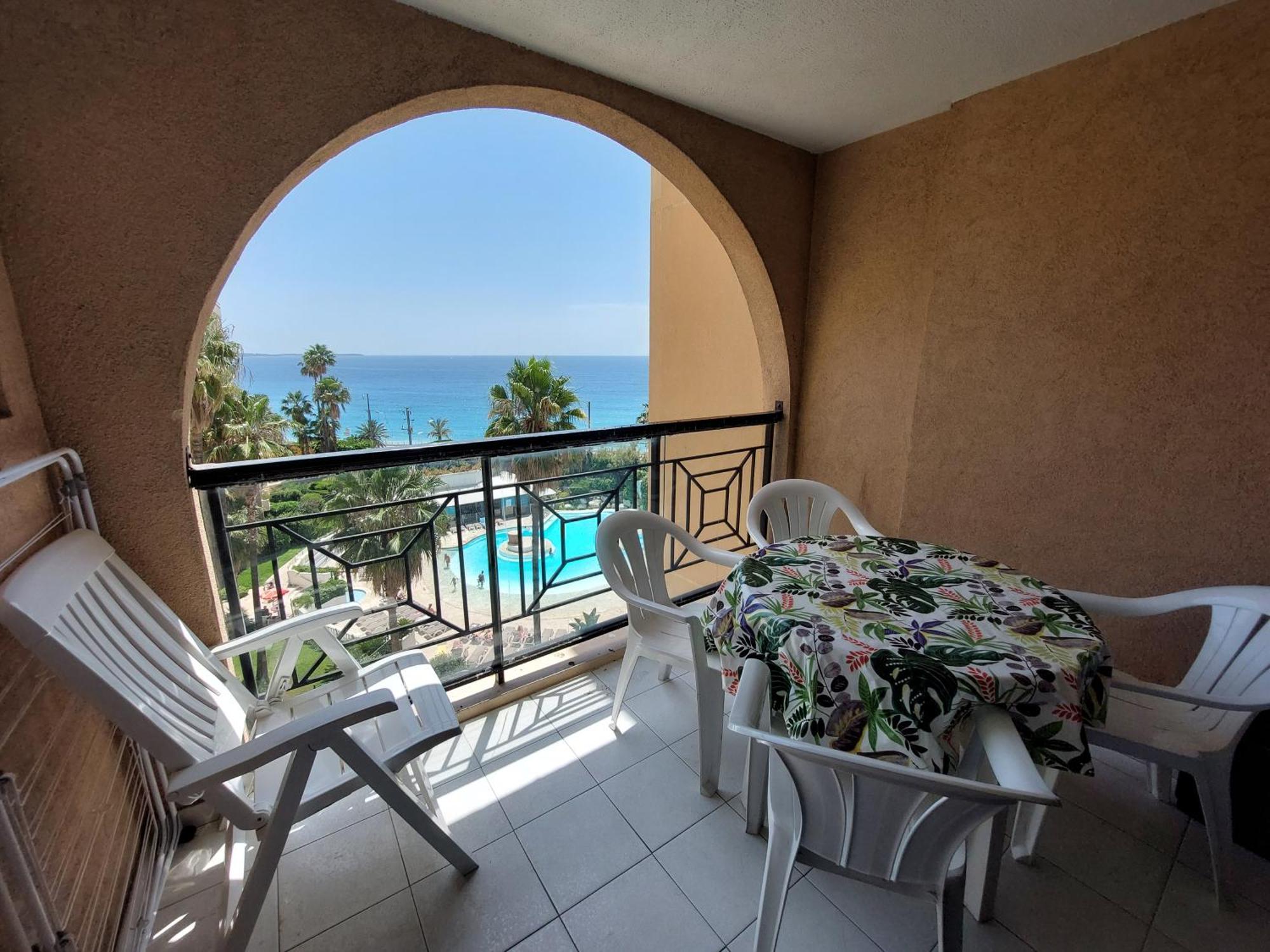 Casa Morena - Vue Mer คานส์ ภายนอก รูปภาพ